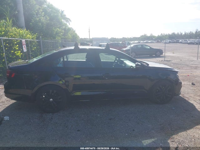 2018 Volkswagen Jetta 1.8t Se Sport მანქანა იყიდება აუქციონზე, vin: 3VWD17AJ2JM216037, აუქციონის ნომერი: 45974475