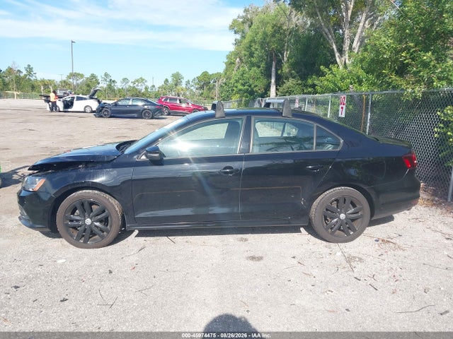 2018 Volkswagen Jetta 1.8t Se Sport მანქანა იყიდება აუქციონზე, vin: 3VWD17AJ2JM216037, აუქციონის ნომერი: 45974475