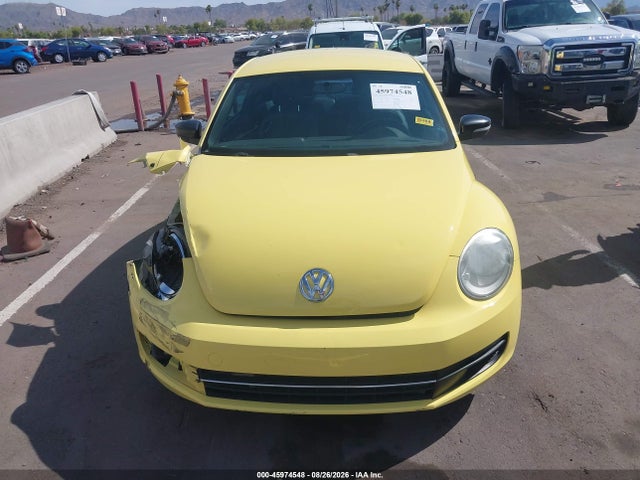 45974548 :رقم المزاد ، 3VWF17AT2FM637967 vin ، 2015 Volkswagen Beetle Coupe 1.8t Fleet Edition مزاد بيع