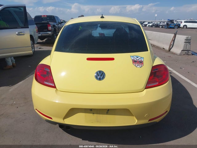 45974548 :رقم المزاد ، 3VWF17AT2FM637967 vin ، 2015 Volkswagen Beetle Coupe 1.8t Fleet Edition مزاد بيع