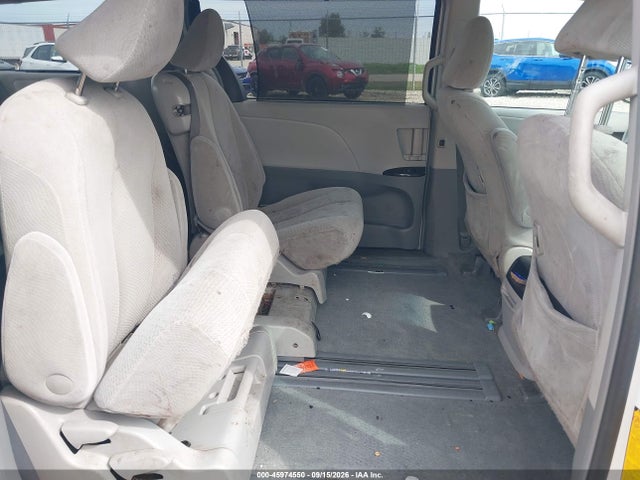 45974550 :رقم المزاد ، 5TDKK3DC9BS127919 vin ، 2011 Toyota Sienna Le V6 مزاد بيع