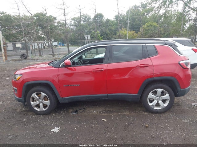 2018 Jeep Compass Latitude 4x4 მანქანა იყიდება აუქციონზე, vin: 3C4NJDBB0JT115324, აუქციონის ნომერი: 45974580