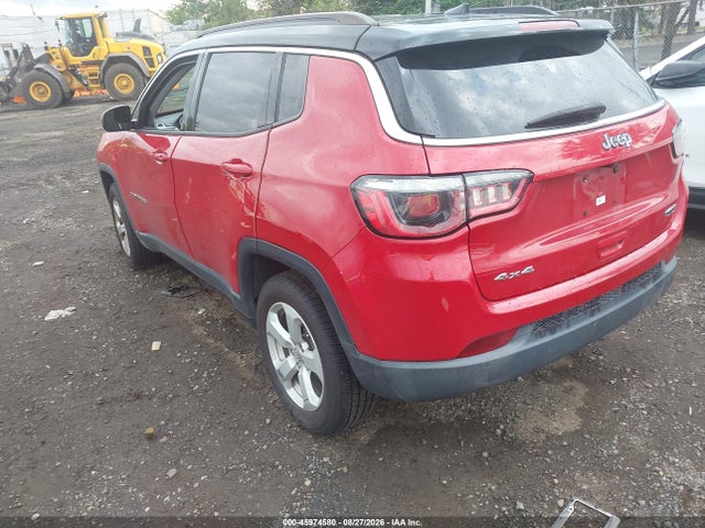2018 Jeep Compass Latitude 4x4 მანქანა იყიდება აუქციონზე, vin: 3C4NJDBB0JT115324, აუქციონის ნომერი: 45974580