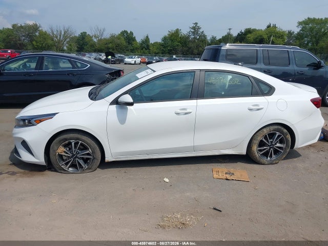 45974602 :رقم المزاد ، 3KPF24AD0PE545159 vin ، 2023 Kia Forte Lxs مزاد بيع