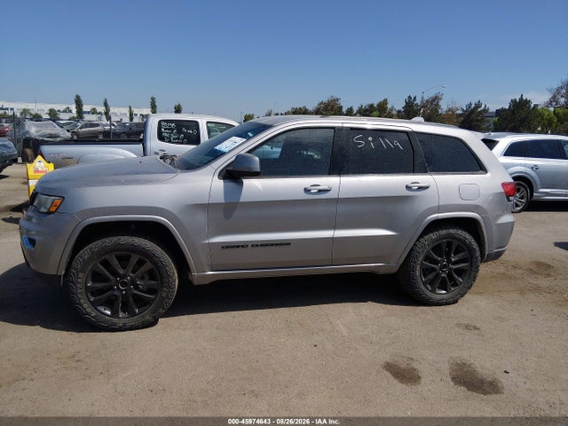 1C4RJFAG3HC881337 Jeep Grand Cherokee Altitude 4x4