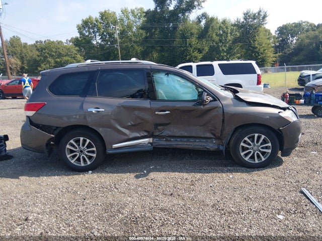 2015 Nissan Pathfinder Sl მანქანა იყიდება აუქციონზე, vin: 5N1AR2MN5FC676992, აუქციონის ნომერი: 45974654