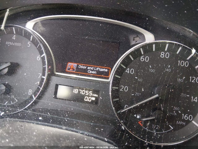 2015 Nissan Pathfinder Sl მანქანა იყიდება აუქციონზე, vin: 5N1AR2MN5FC676992, აუქციონის ნომერი: 45974654