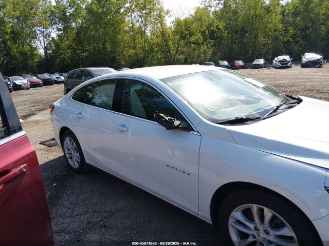 45974662 :رقم المزاد ، 1G1ZJ5SU6HF228815 vin ، 2017 Chevrolet Malibu Hybrid مزاد بيع