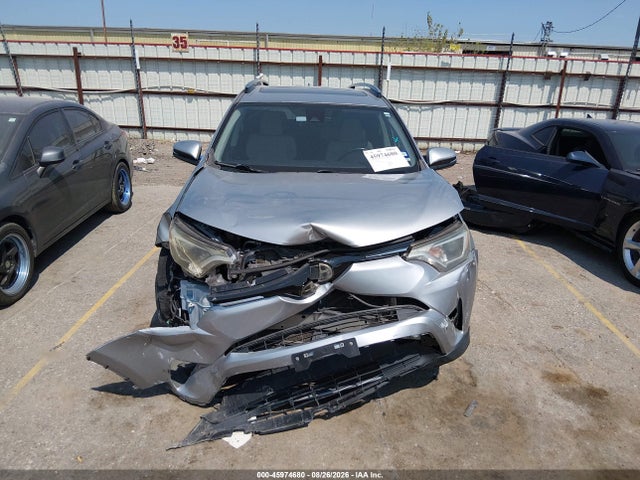 45974680 :رقم المزاد ، JTMWFREVXJJ162490 vin ، 2018 Toyota Rav4 Xle مزاد بيع