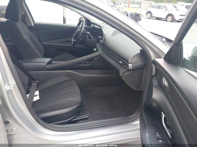 45974741 :رقم المزاد ، 5NPLN4AG5MH011067 vin ، 2021 Hyundai Elantra Sel مزاد بيع