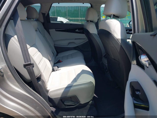 Продажа на аукционе авто 2017 Kia Sorento 3.3l Sx, vin: 5XYPKDA57HG321517, номер лота: 45974750