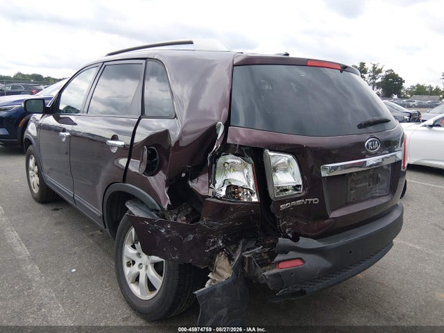 2011 Kia Sorento Lx მანქანა იყიდება აუქციონზე, vin: 5XYKT3A15BG033713, აუქციონის ნომერი: 45974759