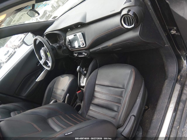2020 Nissan Kicks Sr Xtronic Cvt მანქანა იყიდება აუქციონზე, vin: 3N1CP5DV7LL546901, აუქციონის ნომერი: 45974830