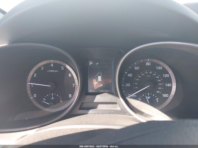 KM8SMDHFXJU269691 Hyundai Santa Fe Se