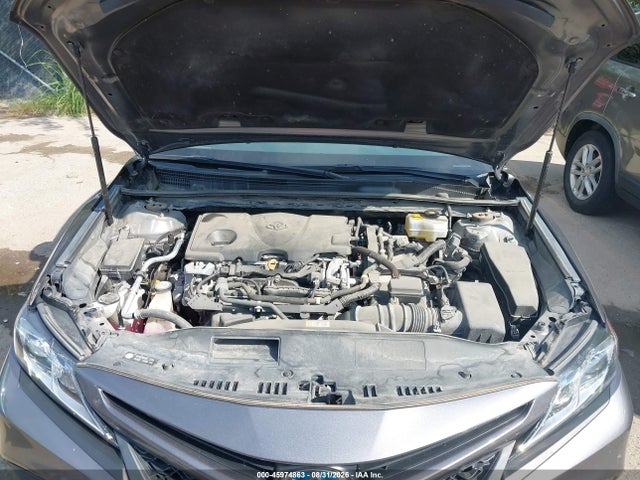 2018 Toyota Camry Hybrid Se მანქანა იყიდება აუქციონზე, vin: 4T1B21HK4JU001561, აუქციონის ნომერი: 45974863