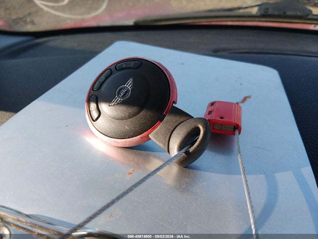 Продажа на аукционе авто 2009 Mini Cooper, vin: WMWMF335X9TW74593, номер лота: 45974900