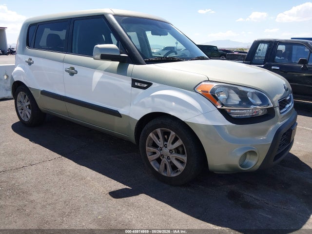 45974989 :رقم المزاد ، KNDJT2A52D7567177 vin ، 2013 Kia Soul مزاد بيع