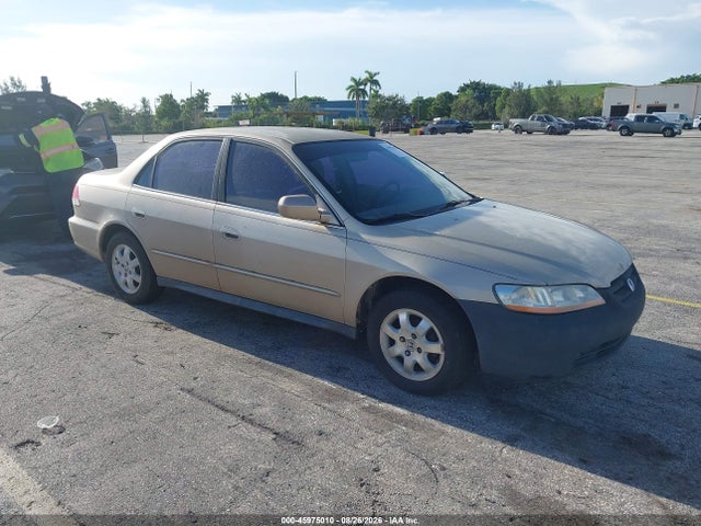 2001 Honda Accord 2.3 Lx მანქანა იყიდება აუქციონზე, vin: 1HGCG56491A142716, აუქციონის ნომერი: 45975010