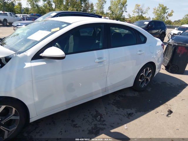 Продаж на аукціоні авто 2020 Kia Forte Lxs, vin: 3KPF24AD1LE143631, номер лоту: 45975032