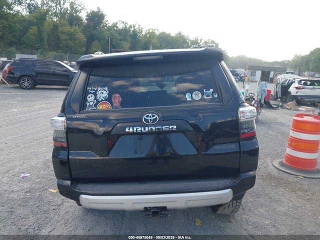 45975049 :رقم المزاد ، JTEPU5JR1N6068305 vin ، 2022 Toyota 4runner Trd Off Road مزاد بيع
