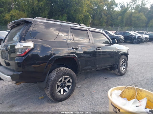 45975049 :رقم المزاد ، JTEPU5JR1N6068305 vin ، 2022 Toyota 4runner Trd Off Road مزاد بيع