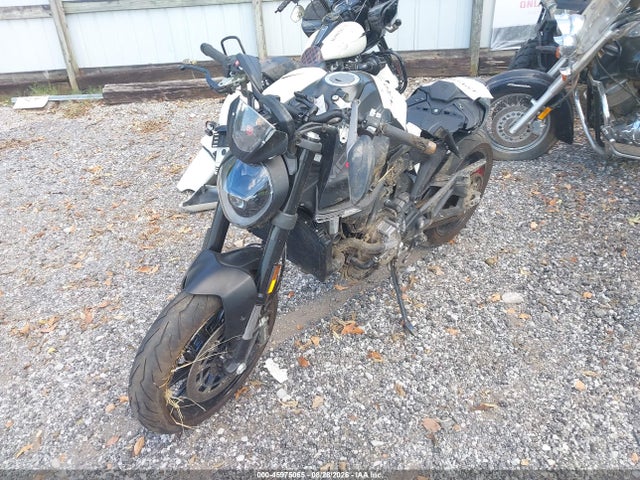 Продаж на аукціоні авто 2022 Ducati Monster, vin: ZDMMAMDT7NB006291, номер лоту: 45975065