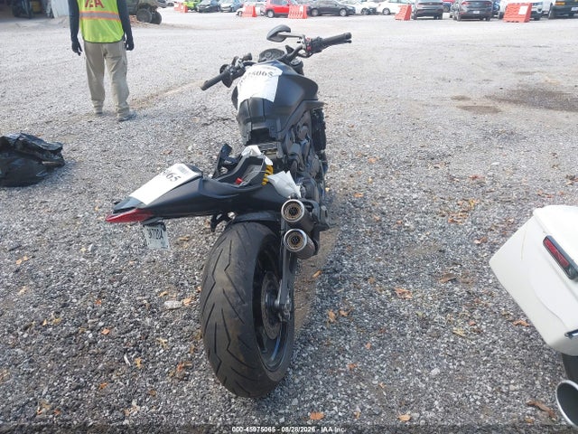 Продаж на аукціоні авто 2022 Ducati Monster, vin: ZDMMAMDT7NB006291, номер лоту: 45975065