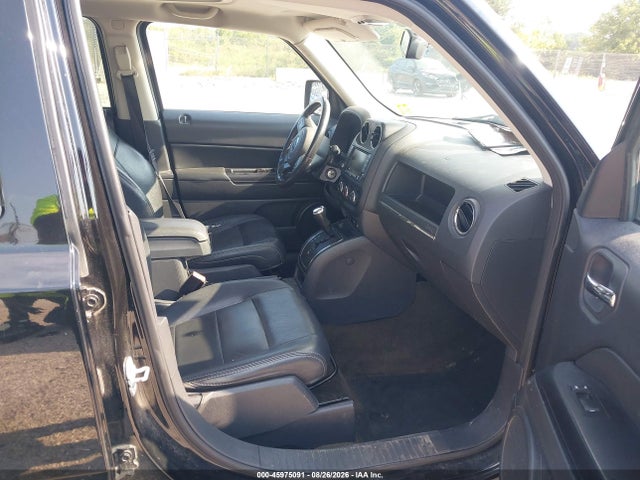 Продажа на аукционе авто 2016 Jeep Patriot High Altitude Edition, vin: 1C4NJRFB4GD784332, номер лота: 45975091