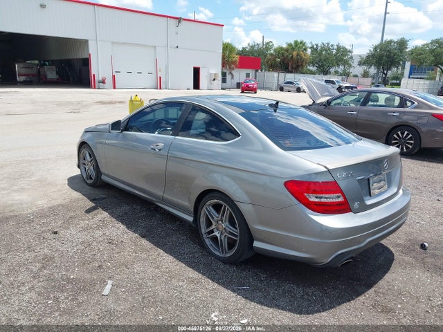45975126 :رقم المزاد ، WDDGJ4HB0FG374512 vin ، 2015 Mercedes-benz C 250 مزاد بيع