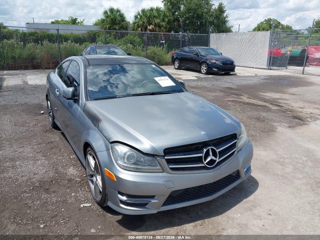 45975126 :رقم المزاد ، WDDGJ4HB0FG374512 vin ، 2015 Mercedes-benz C 250 مزاد بيع
