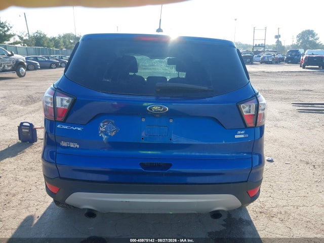 45975142 :رقم المزاد ، 1FMCU9G95HUE88064 vin ، 2017 Ford Escape Se مزاد بيع