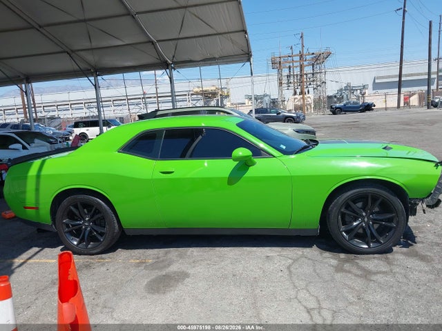 45975198 :رقم المزاد ، 2C3CDZAG6HH592646 vin ، 2017 Dodge Challenger Sxt مزاد بيع