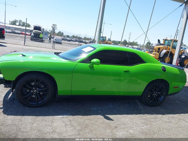45975198 :رقم المزاد ، 2C3CDZAG6HH592646 vin ، 2017 Dodge Challenger Sxt مزاد بيع