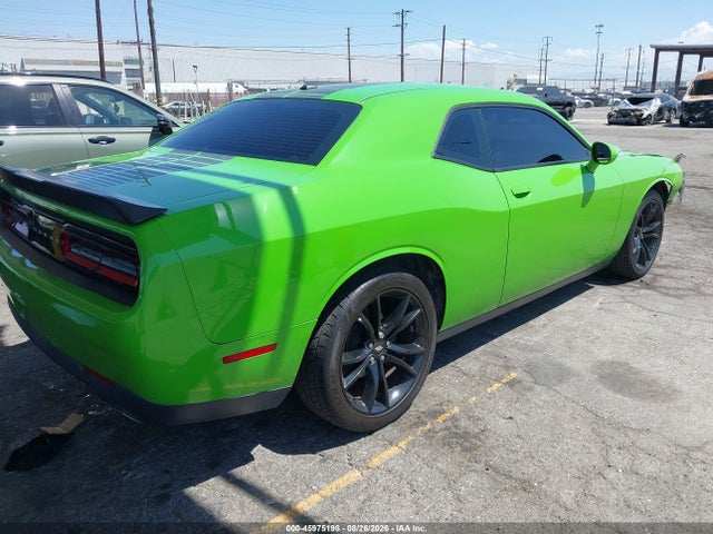 45975198 :رقم المزاد ، 2C3CDZAG6HH592646 vin ، 2017 Dodge Challenger Sxt مزاد بيع