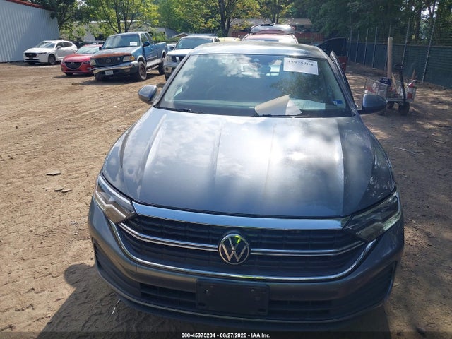 2024 Volkswagen Jetta 1.5t Se მანქანა იყიდება აუქციონზე, vin: 3VWEM7BU3RM081568, აუქციონის ნომერი: 45975204