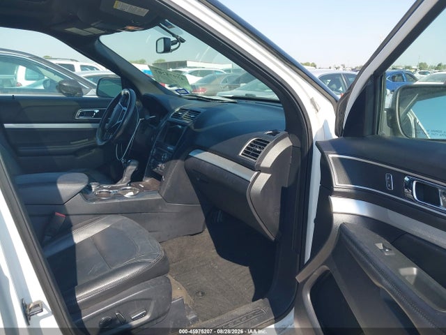 45975207 :رقم المزاد ، 1FM5K8D88HGA09879 vin ، 2017 Ford Explorer Xlt مزاد بيع