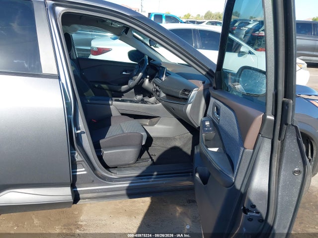 Продаж на аукціоні авто 2023 Nissan Rogue Sv Fwd, vin: JN8BT3BA3PW424985, номер лоту: 45975224