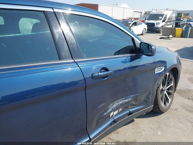 45975238 :رقم المزاد ، 1FAHP2H89GG143301 vin ، 2016 Ford Taurus Sel مزاد بيع