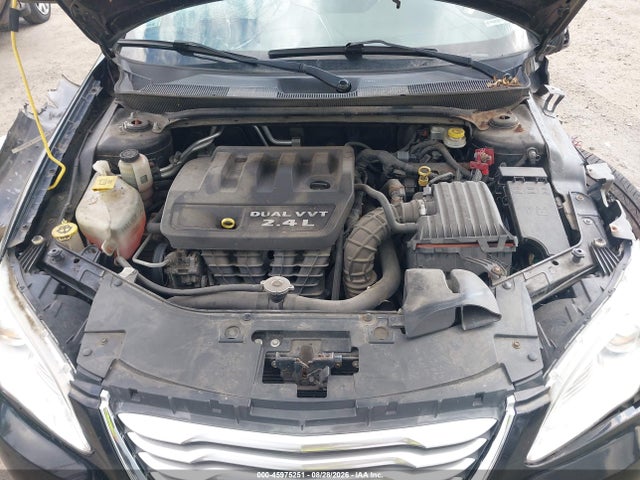 45975251 :رقم المزاد ، 1C3CCBAB5DN639813 vin ، 2013 Chrysler 200 Lx مزاد بيع