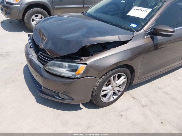 Продаж на аукціоні авто 2011 Volkswagen Jetta 2.5l Sel, vin: 3VWLX7AJ7BM364082, номер лоту: 45975275