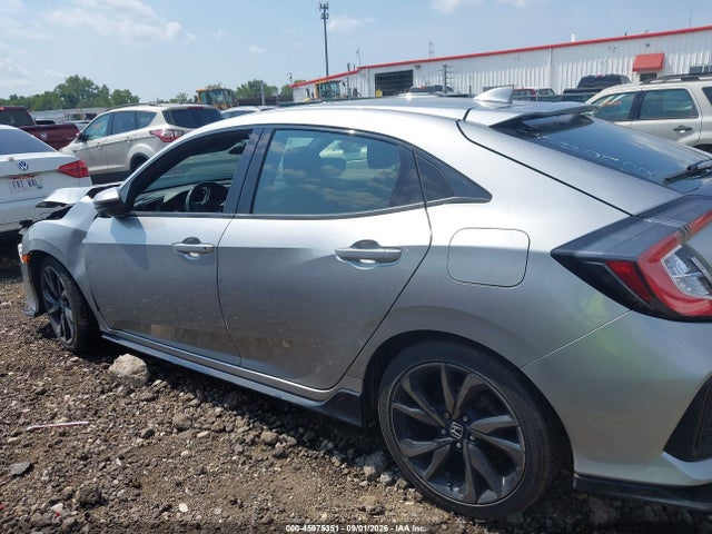 45975351 :رقم المزاد ، SHHFK7H40JU404003 vin ، 2018 Honda Civic Sport مزاد بيع