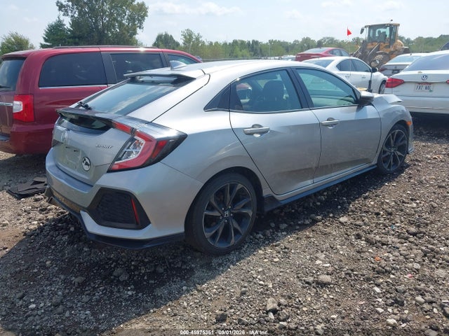 45975351 :رقم المزاد ، SHHFK7H40JU404003 vin ، 2018 Honda Civic Sport مزاد بيع
