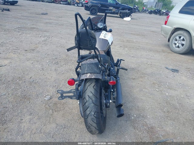 2018 Indian Motorcycle Co. Scout Bobber მანქანა იყიდება აუქციონზე, vin: 56KMTB001J3135261, აუქციონის ნომერი: 45975377