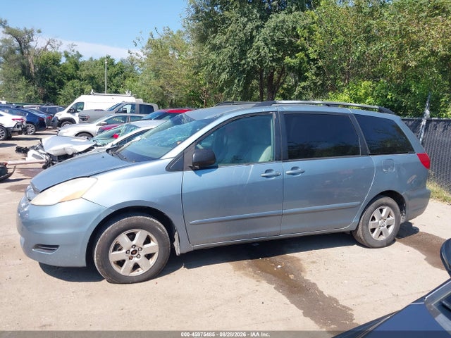 2007 Toyota Sienna Le მანქანა იყიდება აუქციონზე, vin: 5TDZK23C27S070366, აუქციონის ნომერი: 45975485