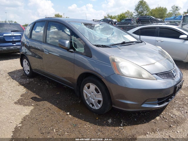 2013 Honda Fit მანქანა იყიდება აუქციონზე, vin: JHMGE8H33DC060192, აუქციონის ნომერი: 45975489