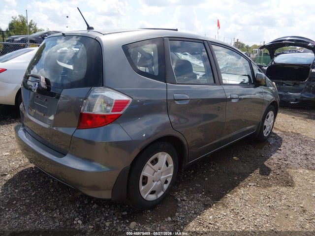 45975489 :رقم المزاد ، JHMGE8H33DC060192 vin ، 2013 Honda Fit مزاد بيع