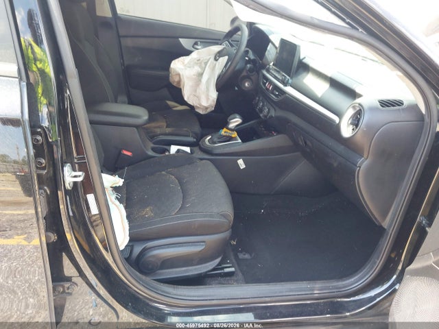 Продажа на аукционе авто 2024 Kia Forte Lxs, vin: 3KPF24AD3RE798690, номер лота: 45975492