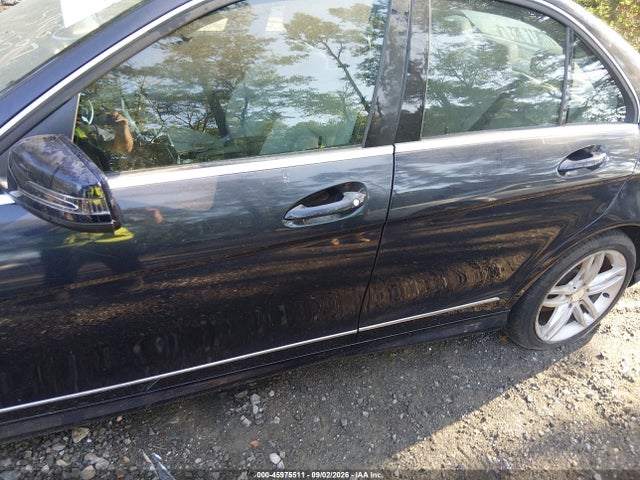 Aukcja sprzedaży 2012 Mercedes-benz C 300 Luxury 4matic/sport 4matic, vin: WDDGF8BB2CF907477, numer aukcji: 45975511