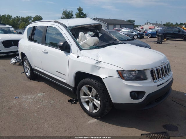 45975554 :رقم المزاد ، 1C4NJCBAXGD611568 vin ، 2016 Jeep Compass Sport مزاد بيع
