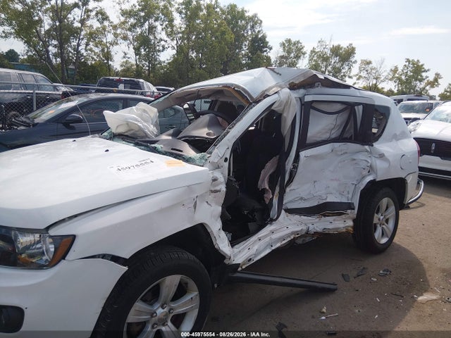 45975554 :رقم المزاد ، 1C4NJCBAXGD611568 vin ، 2016 Jeep Compass Sport مزاد بيع